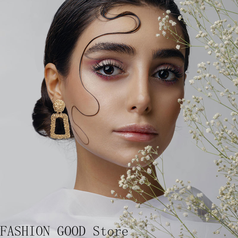 Metal Earrings High-end Hollow - Women'S Fashion Website avis et prix
