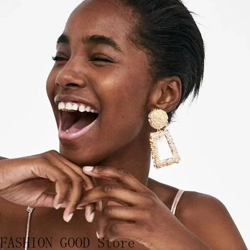 Metal Earrings High-end Hollow - Women'S Fashion Website avis et prix