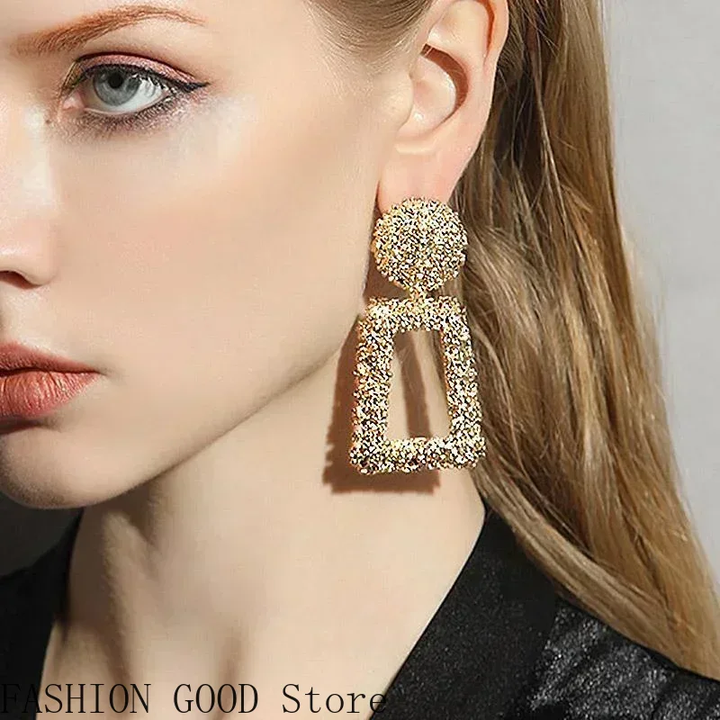 Metal Earrings High-end Hollow - Women'S Fashion Website avis et prix